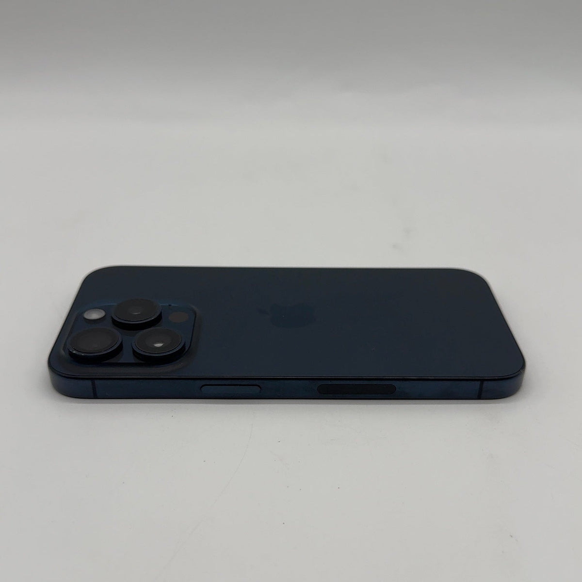 Factory Unlocked Apple iPhone 15 Pro 128GB Blue Titanium MTQQ3LL/A