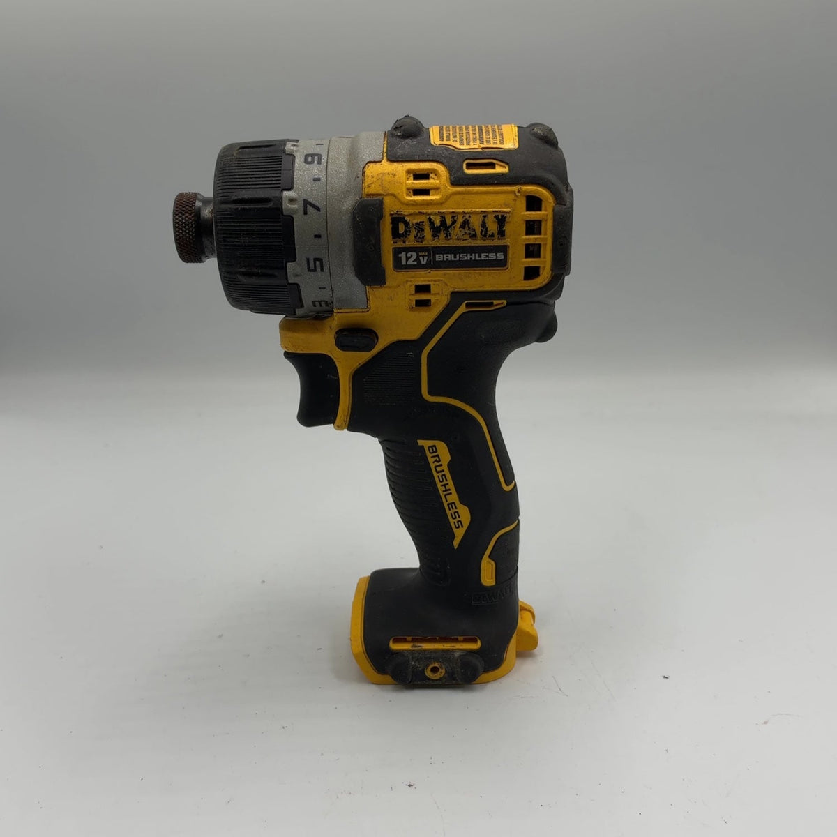 DeWalt DCF601 12V Max screwdriver