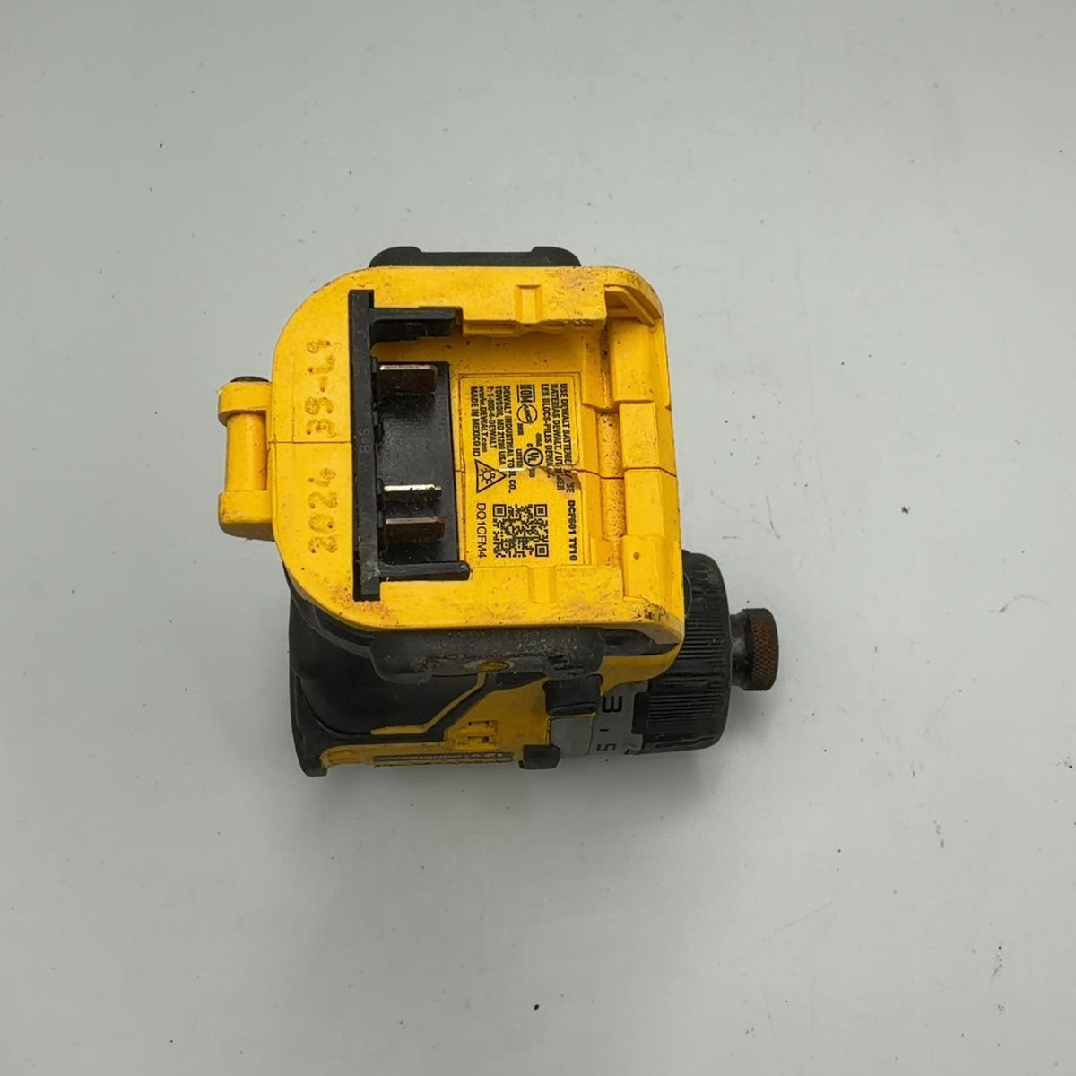 DeWalt DCF601 12V Max screwdriver