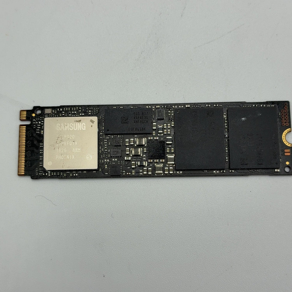 Samsung 2280mm S4LR020 512GB M.2 NVMe Gen 3.0 x 4 SSD 1826