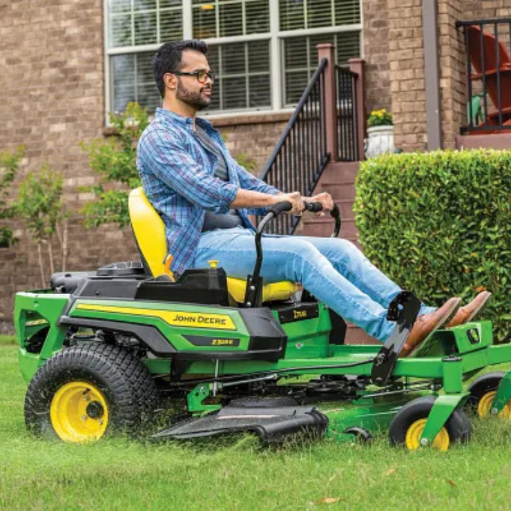 John Deere Z315E ZTrak 42-Inch Zero Turn Riding Lawn Mower
